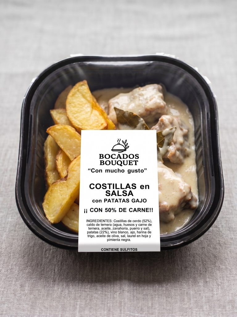 Costillas en Salsa con Patatas Gajo